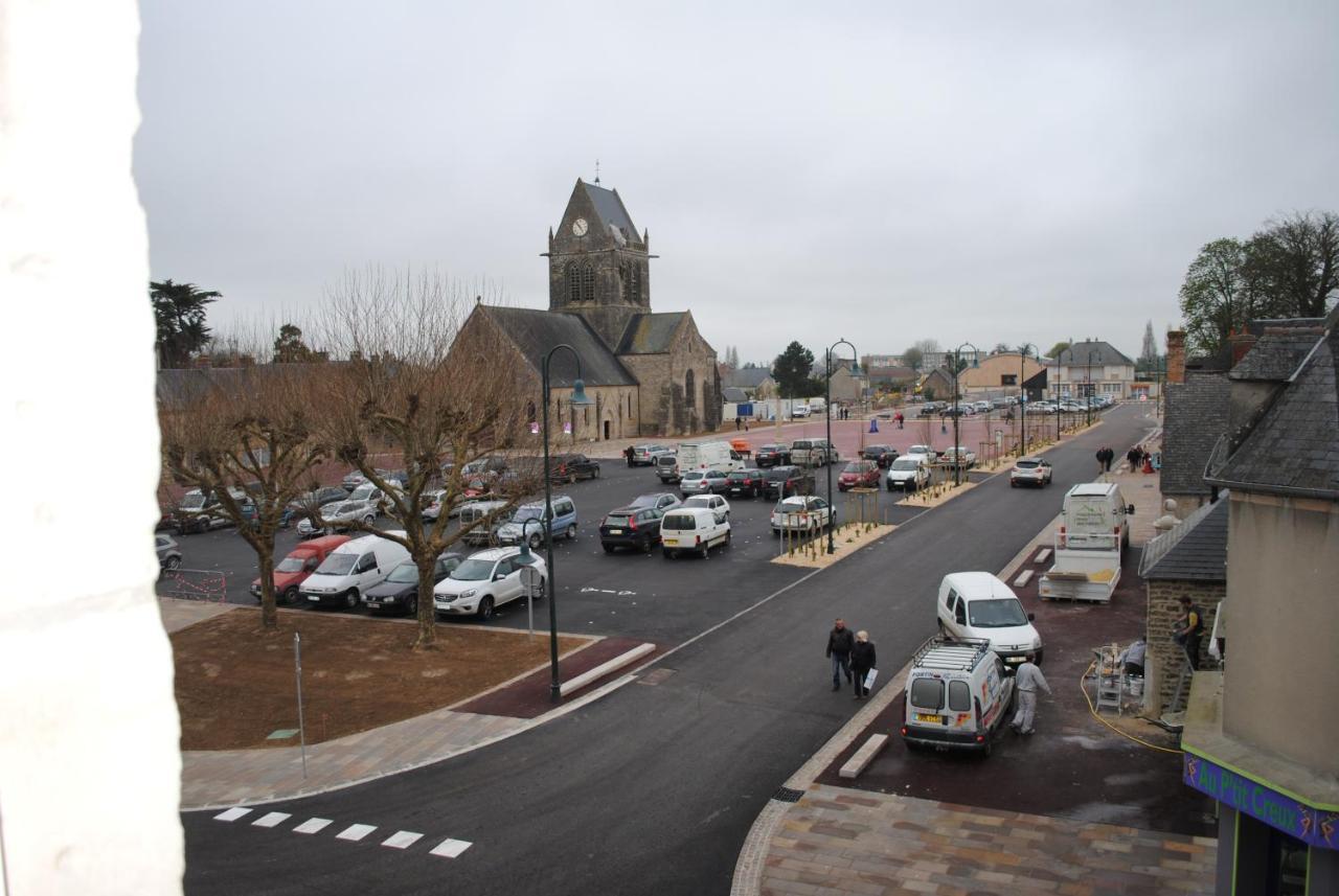 Gite Le Jour J Sainte-Mere-Eglise Bagian luar foto